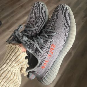 Yeezy Boost V2 Beluga 2.0
